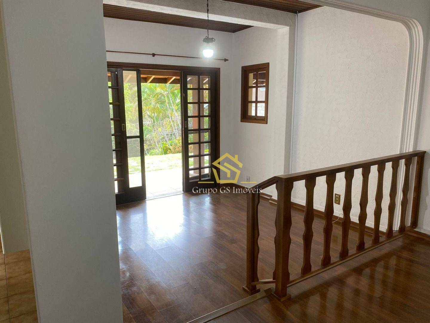 Casa de Condomínio para alugar com 2 quartos, 250m² - Foto 10