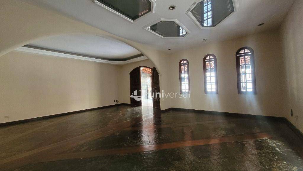 Casa de Condomínio à venda com 4 quartos, 276m² - Foto 7