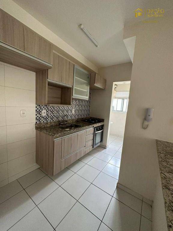 Apartamento à venda com 2 quartos, 67m² - Foto 5