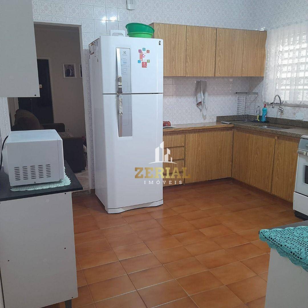 Casa à venda com 2 quartos, 167m² - Foto 1