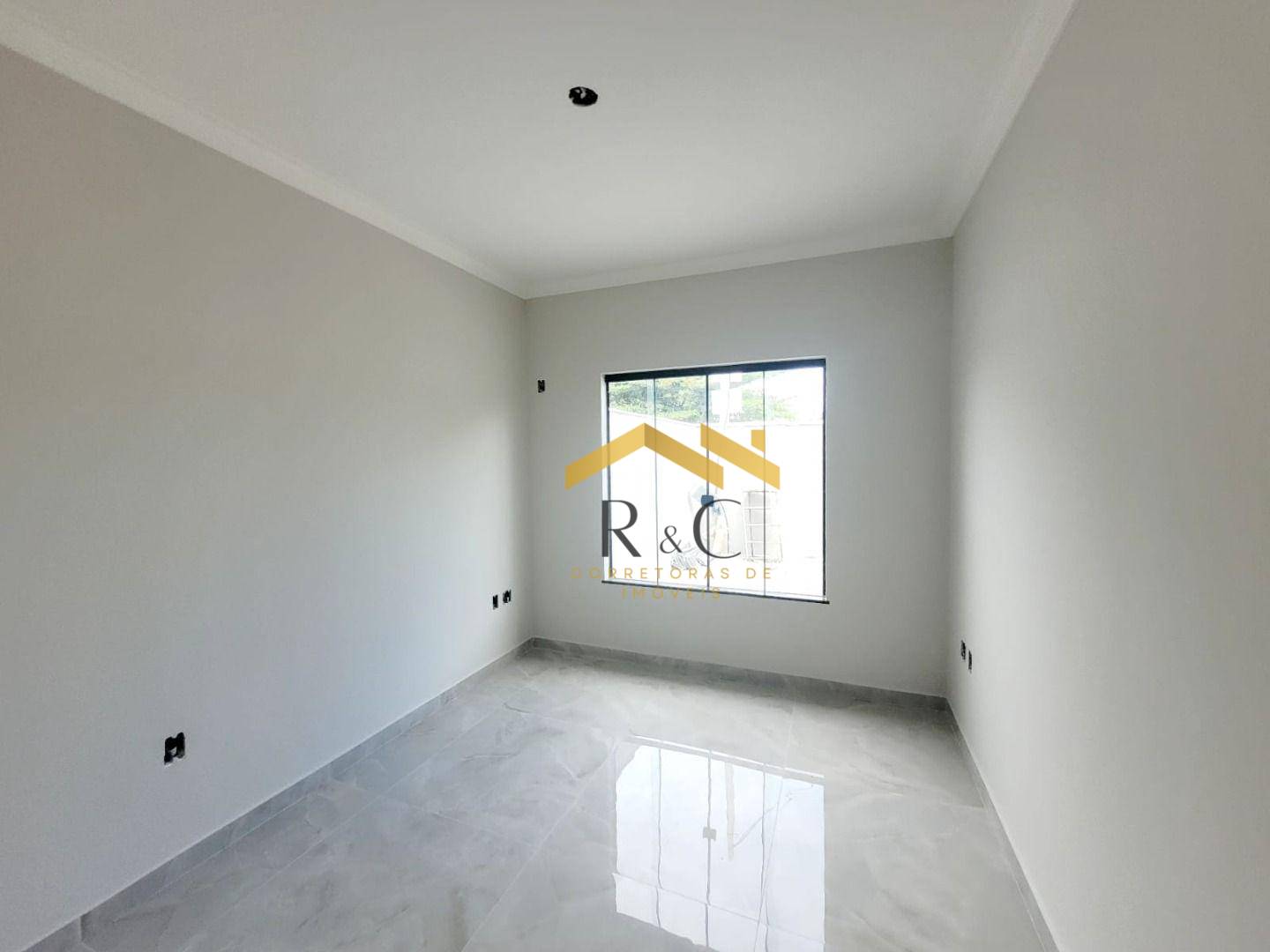 Casa à venda com 3 quartos, 72m² - Foto 13