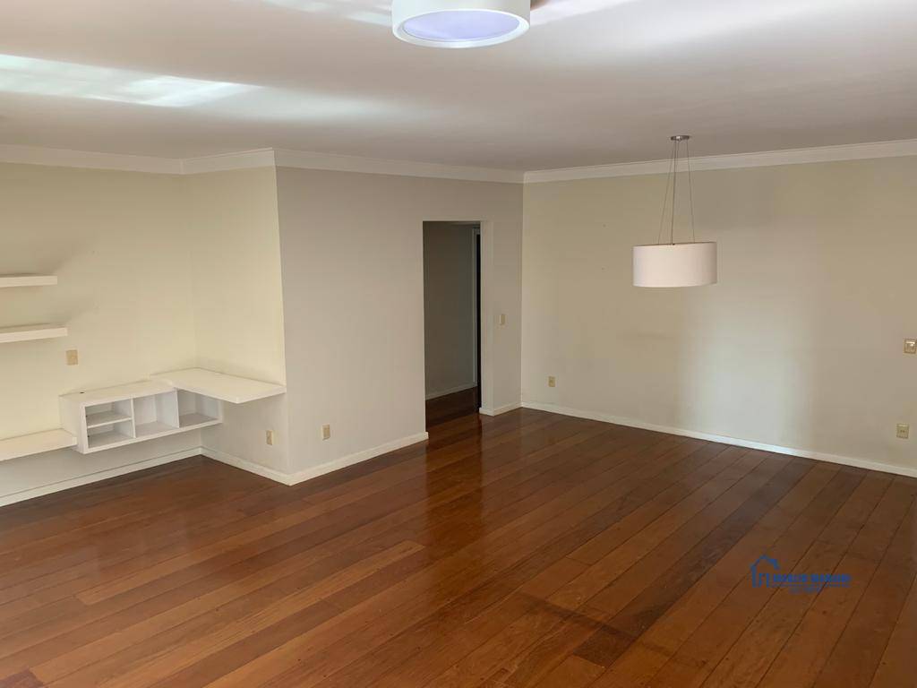 Apartamento à venda com 3 quartos, 187m² - Foto 3