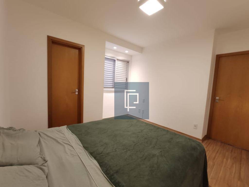 Apartamento à venda com 2 quartos, 68m² - Foto 7