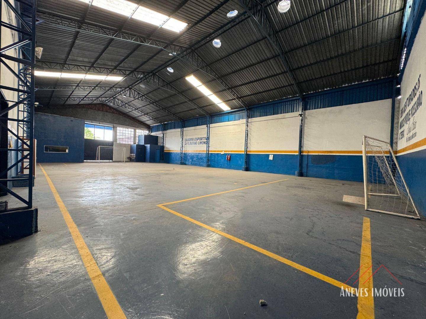 Prédio Inteiro para alugar, 1350m² - Foto 13