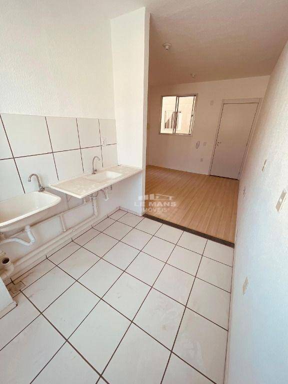 Apartamento à venda com 2 quartos, 60m² - Foto 9