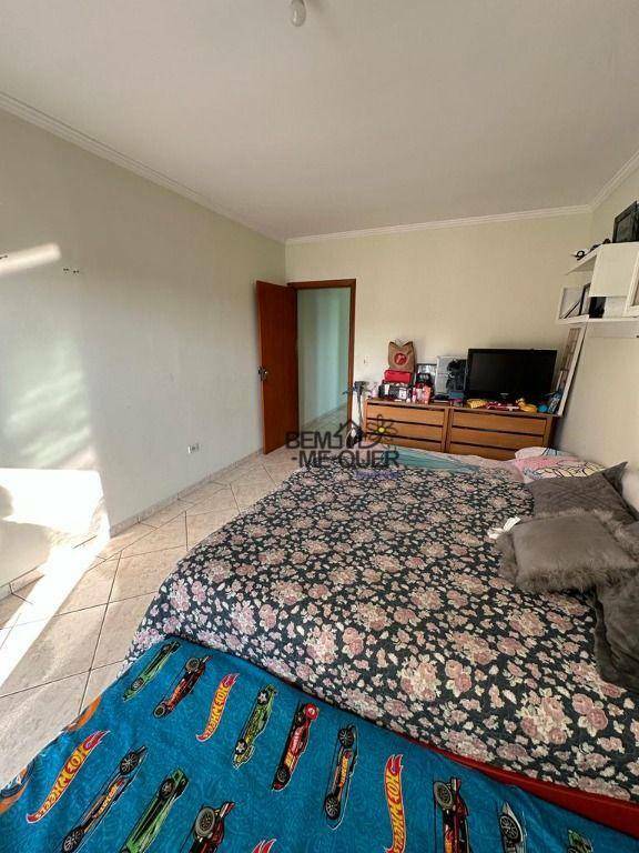 Sobrado à venda com 3 quartos, 200m² - Foto 22