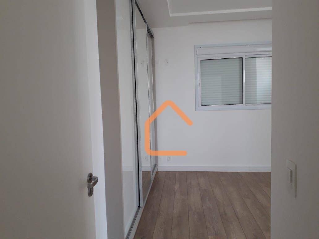 Apartamento à venda com 4 quartos, 200m² - Foto 11