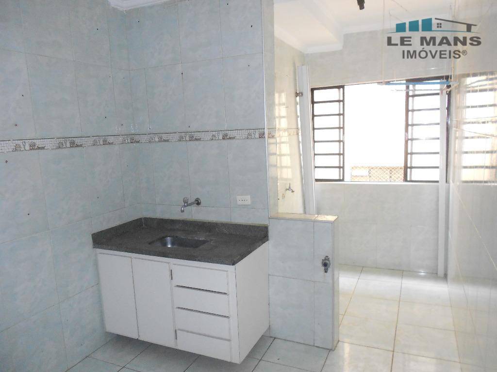 Apartamento à venda com 2 quartos, 54m² - Foto 9