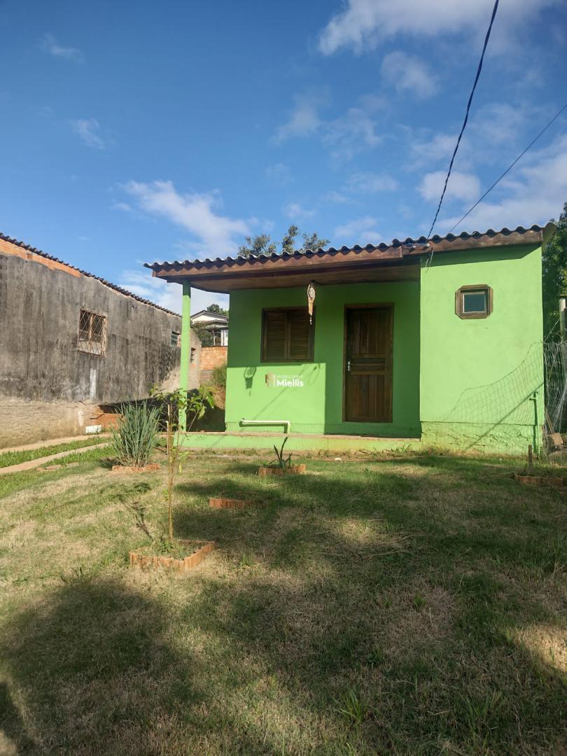 Casa à venda com 2 quartos, 500m² - Foto 4