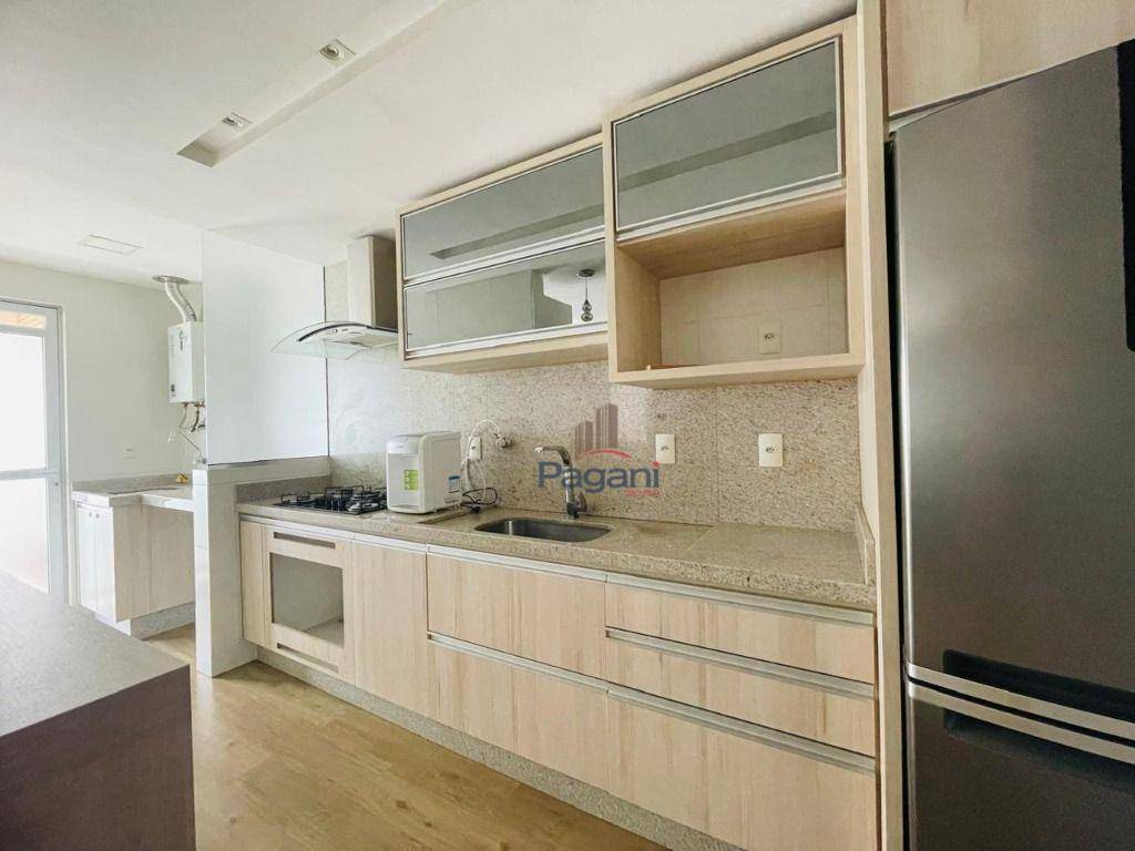 Apartamento à venda com 2 quartos, 72m² - Foto 13