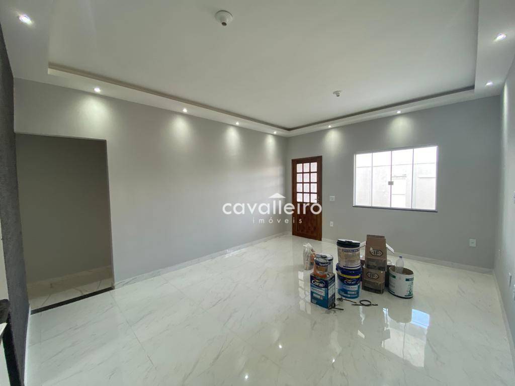 Casa à venda com 3 quartos, 110m² - Foto 7