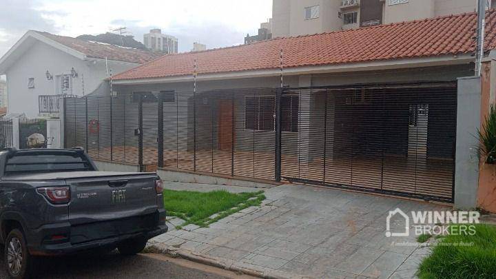 Casa à venda com 3 quartos, 220m² - Foto 12