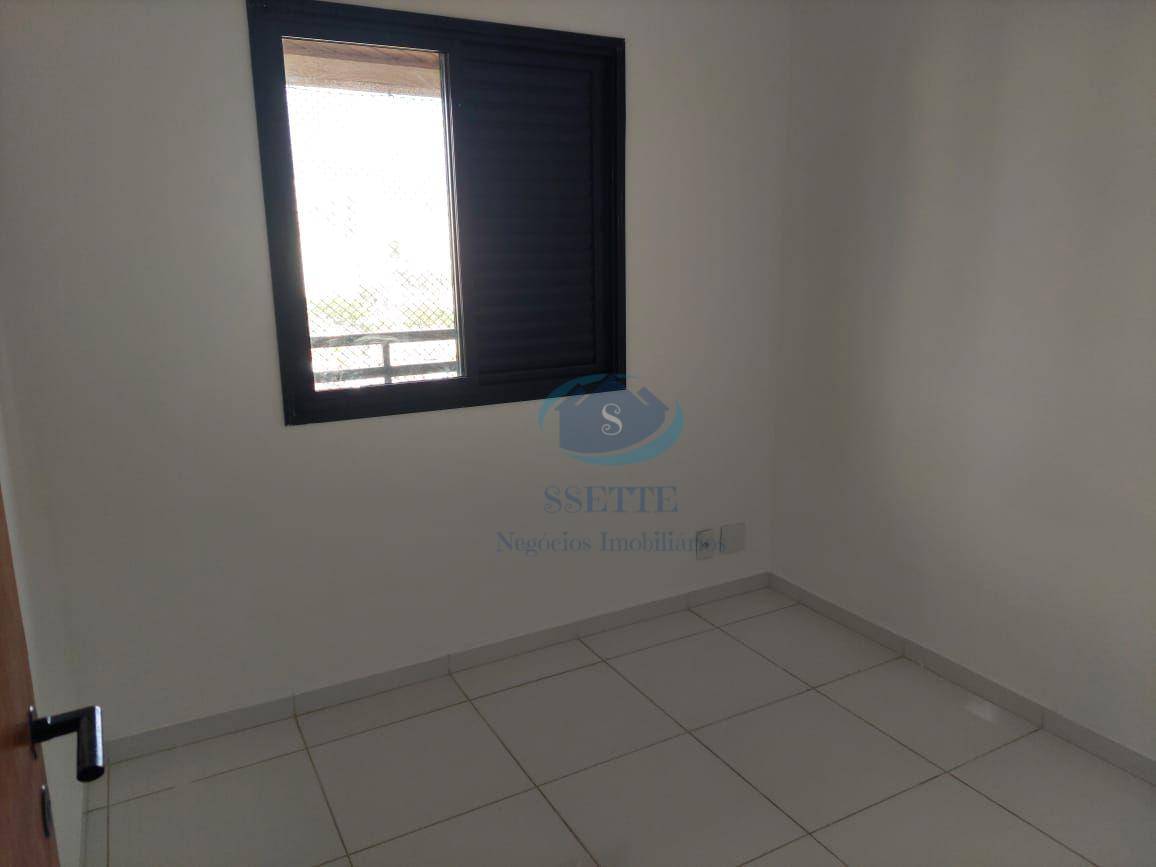 Apartamento para alugar com 3 quartos, 72m² - Foto 5