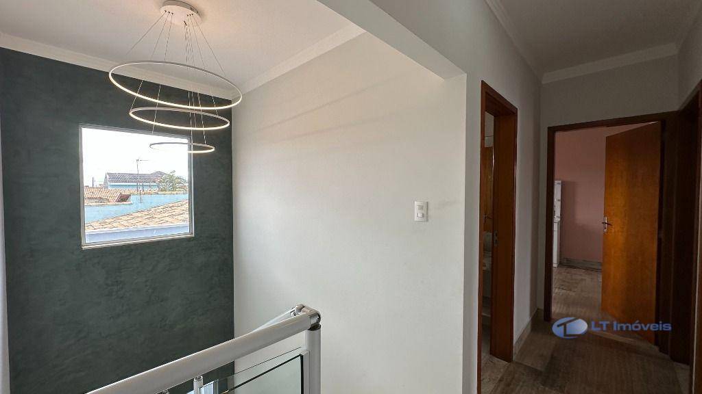 Sobrado à venda com 3 quartos, 204m² - Foto 31