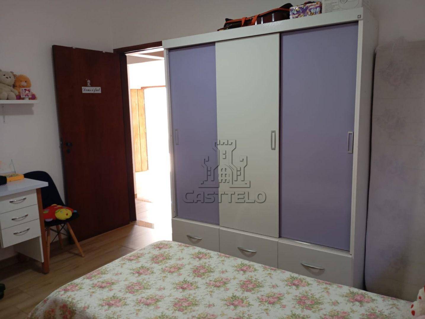 Casa à venda com 3 quartos, 150m² - Foto 9