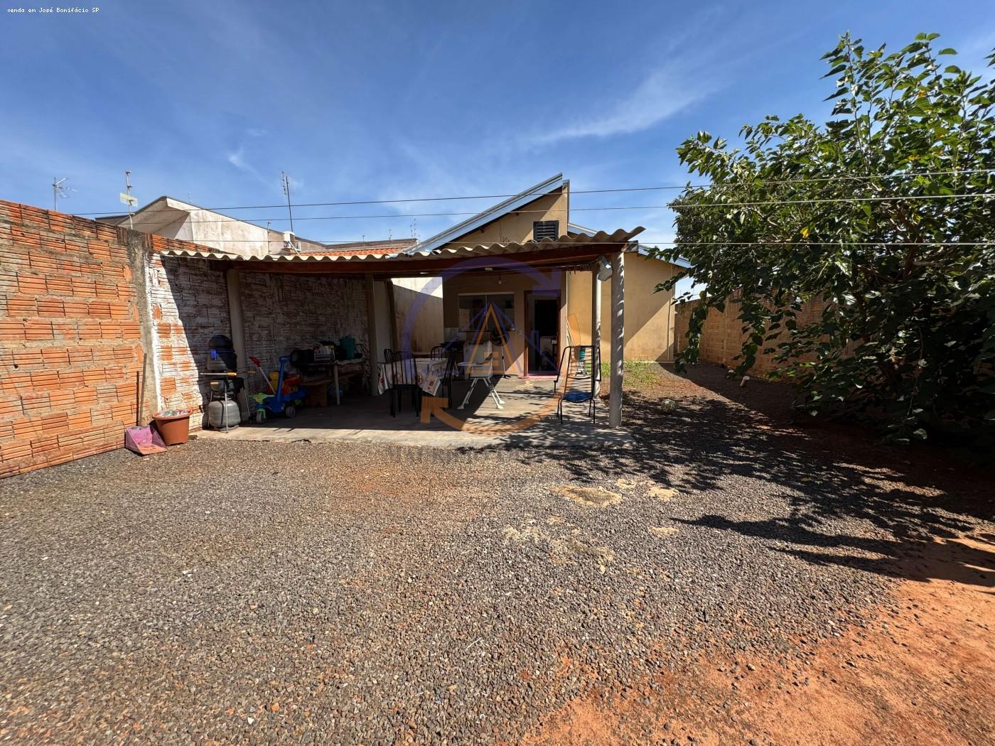Casa à venda com 1 quarto, 250m² - Foto 12
