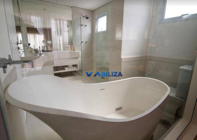 Apartamento à venda com 4 quartos, 244m² - Foto 17