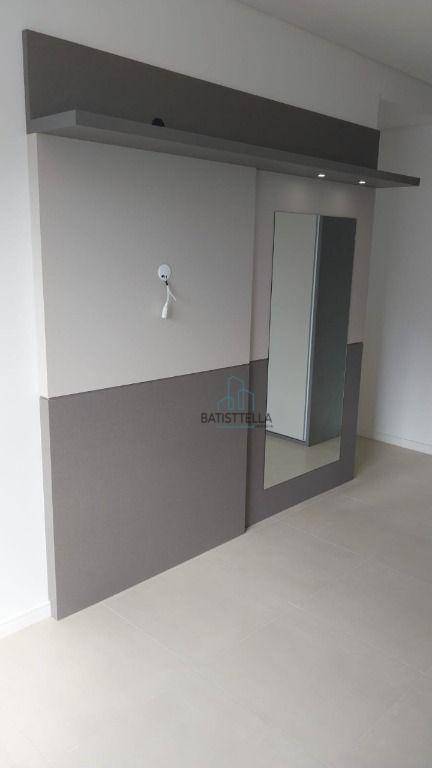 Apartamento à venda com 2 quartos, 72m² - Foto 12