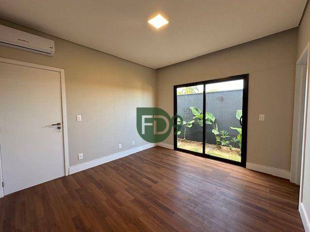 Casa de Condomínio para alugar com 3 quartos, 310m² - Foto 21