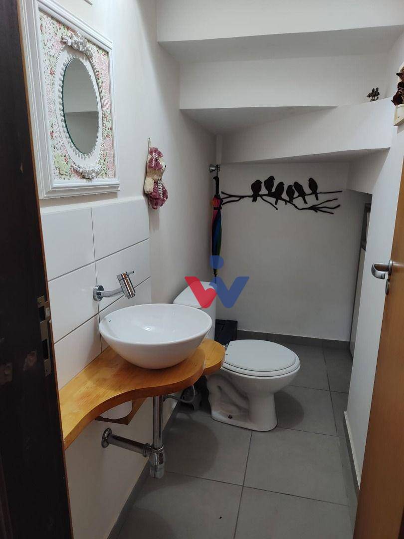 Sobrado à venda com 3 quartos, 240m² - Foto 12