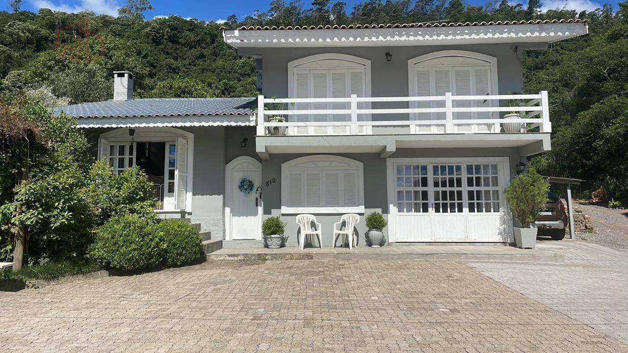 Casa, 4 quartos, 170 m² - Foto 1