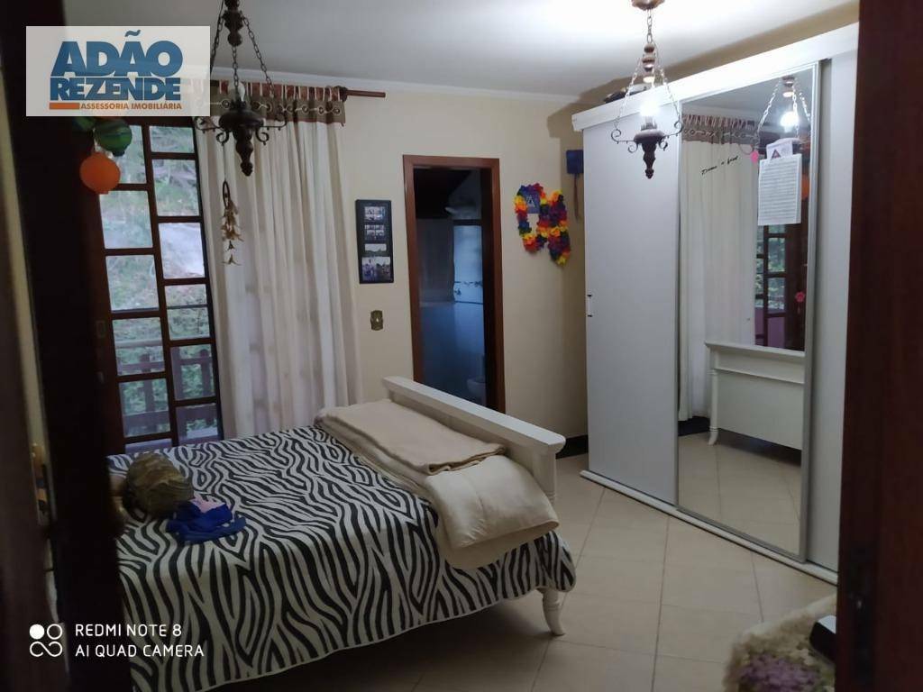 Casa de Condomínio à venda com 4 quartos, 345m² - Foto 30