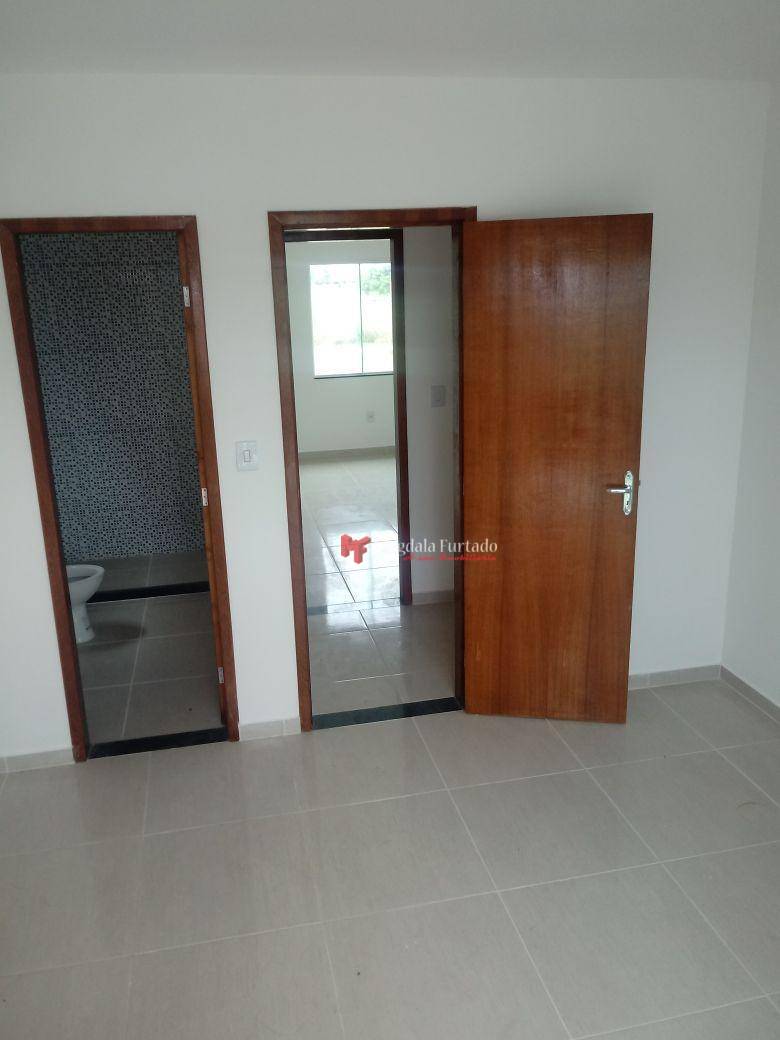 Casa à venda com 2 quartos, 99m² - Foto 9