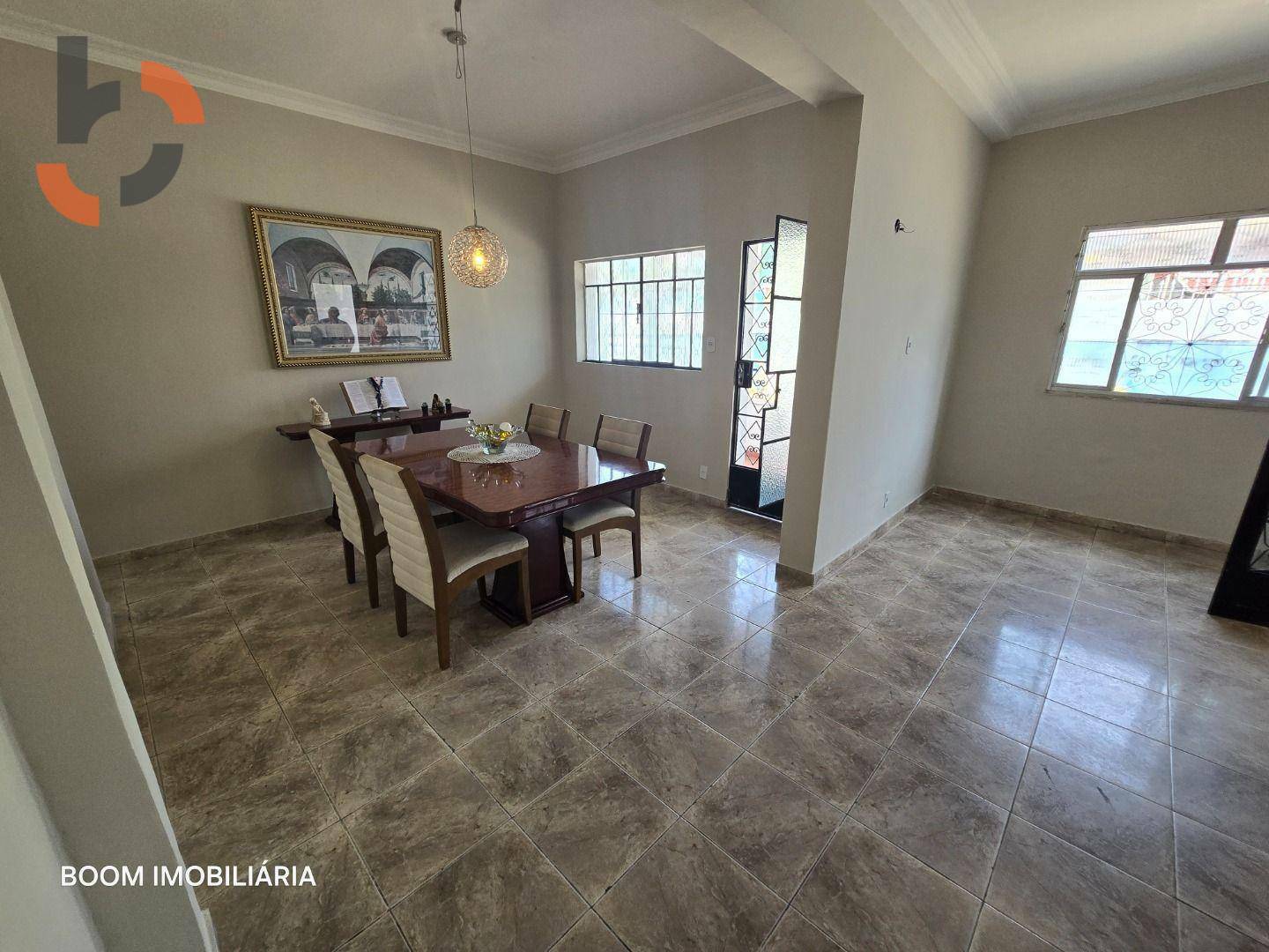 Casa à venda com 5 quartos, 197m² - Foto 10