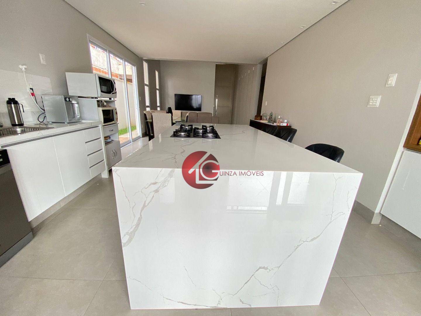 Casa de Condomínio à venda com 3 quartos, 203m² - Foto 10