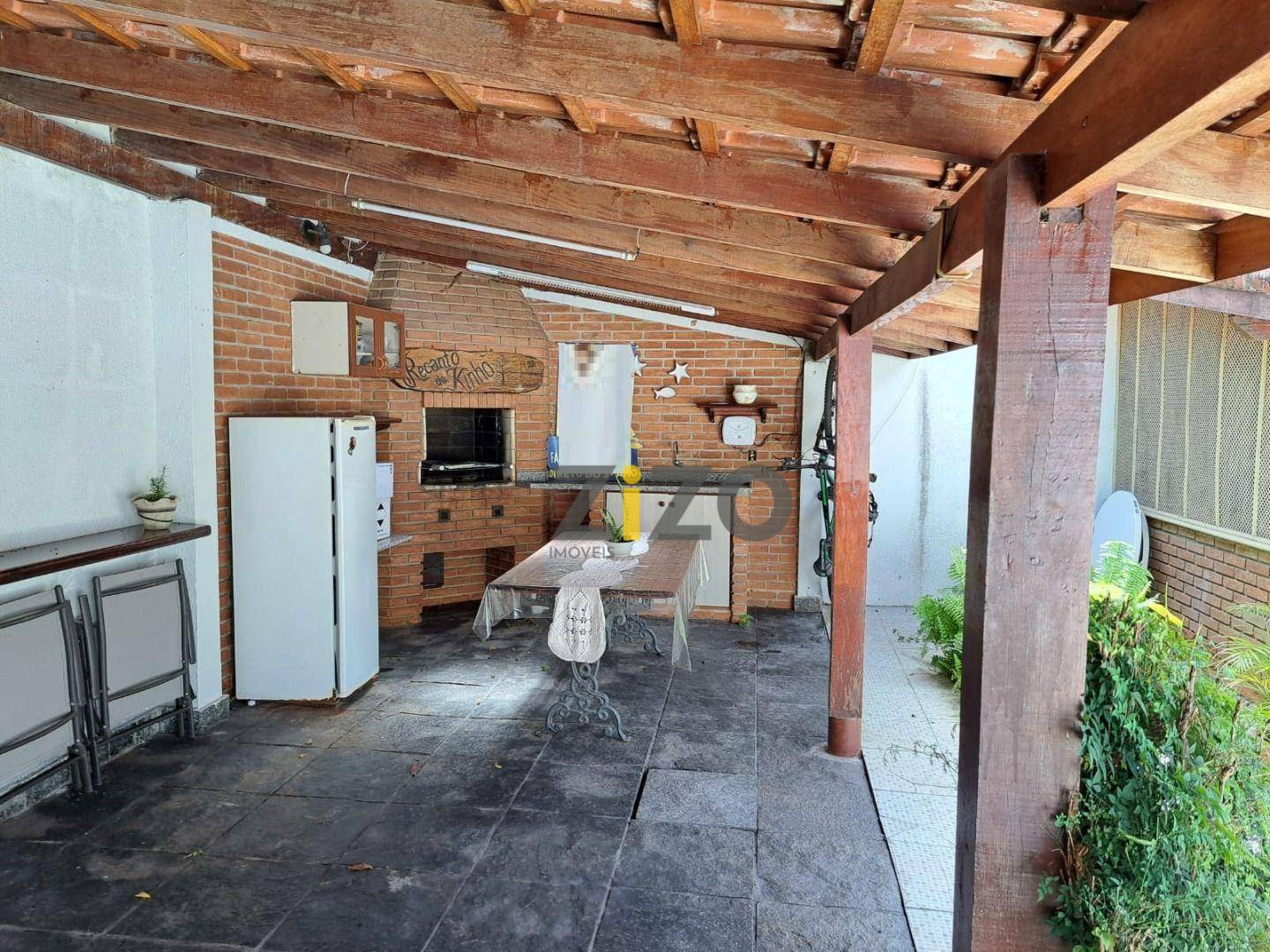 Casa à venda com 3 quartos, 378m² - Foto 18