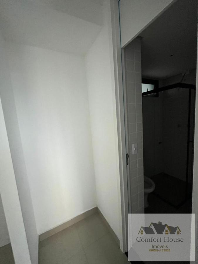 Apartamento à venda com 2 quartos, 40m² - Foto 11