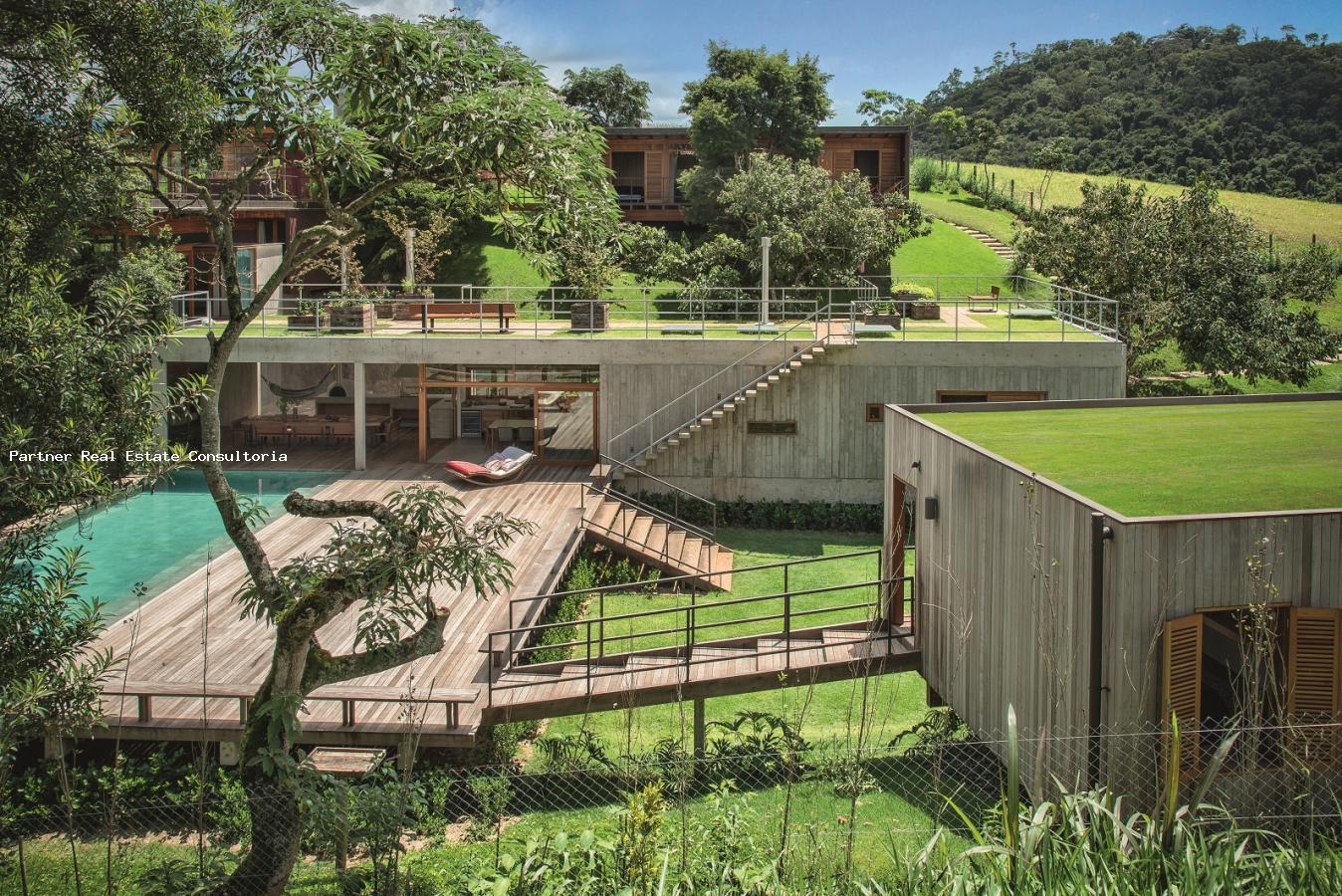 Fazenda à venda com 6 quartos, 4700m² - Foto 1