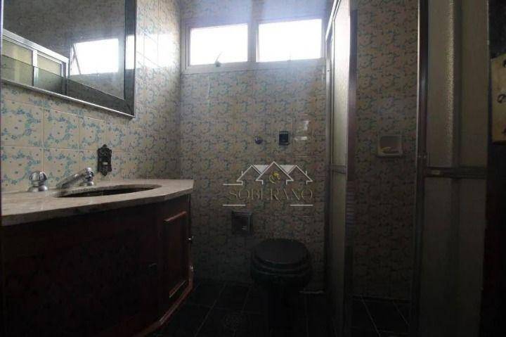 Sobrado para alugar com 3 quartos, 177m² - Foto 13