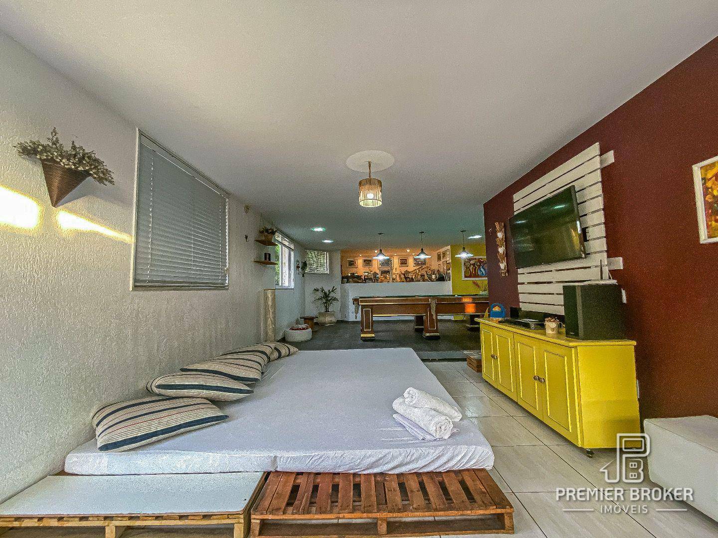 Casa de Condomínio à venda com 4 quartos, 307m² - Foto 40