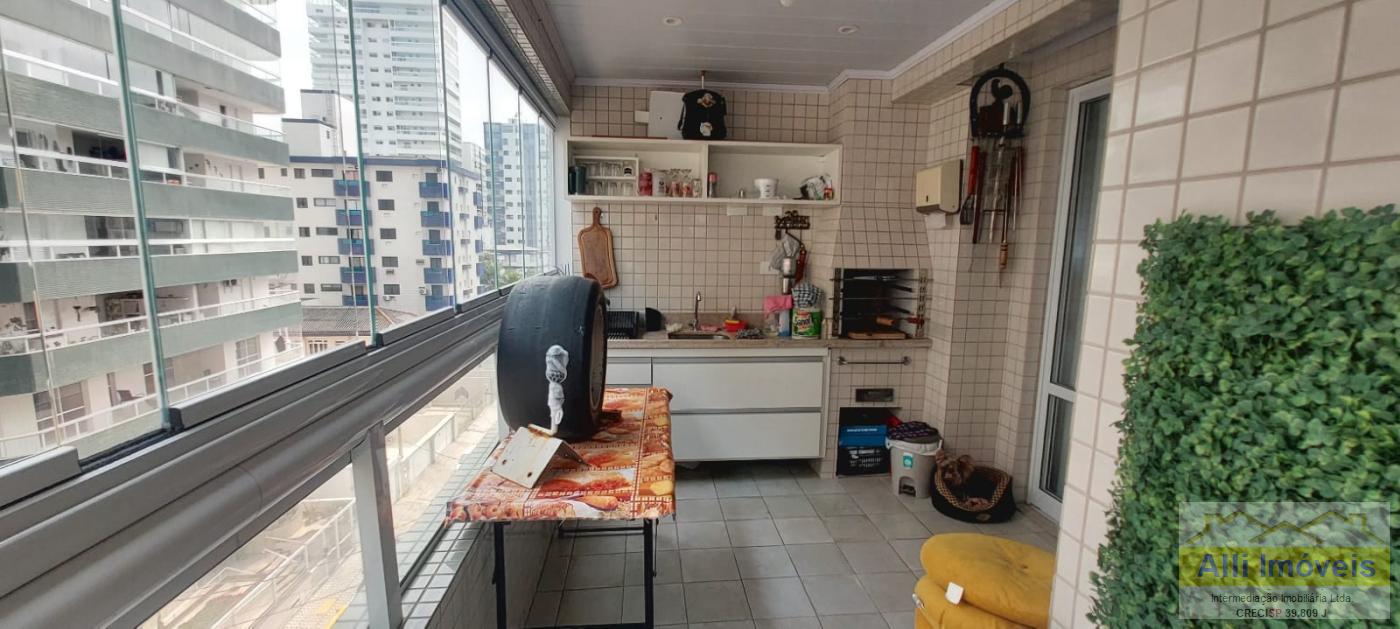 Apartamento à venda com 3 quartos, 136m² - Foto 4