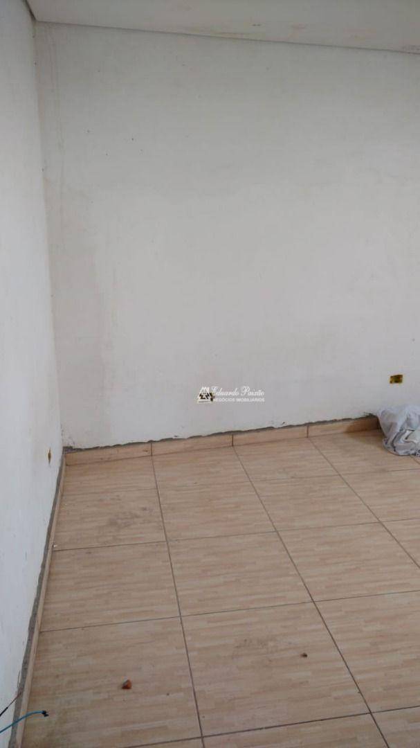 Casa à venda com 2 quartos, 80m² - Foto 12