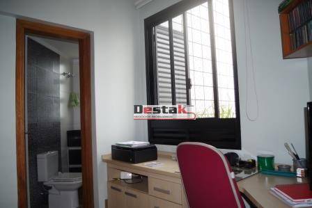 Apartamento à venda com 3 quartos, 140m² - Foto 14