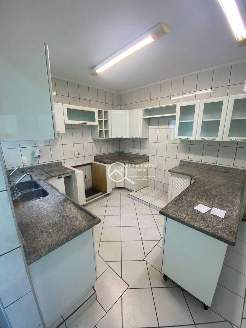 Sobrado à venda com 3 quartos, 183m² - Foto 2