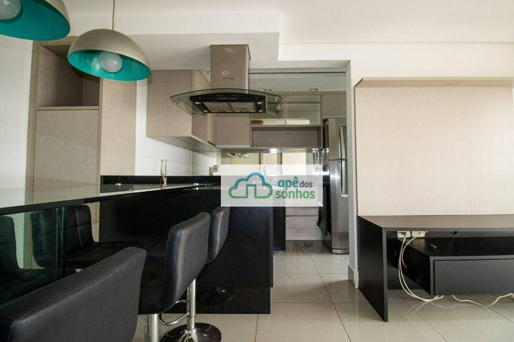 Apartamento para alugar com 2 quartos, 62m² - Foto 2