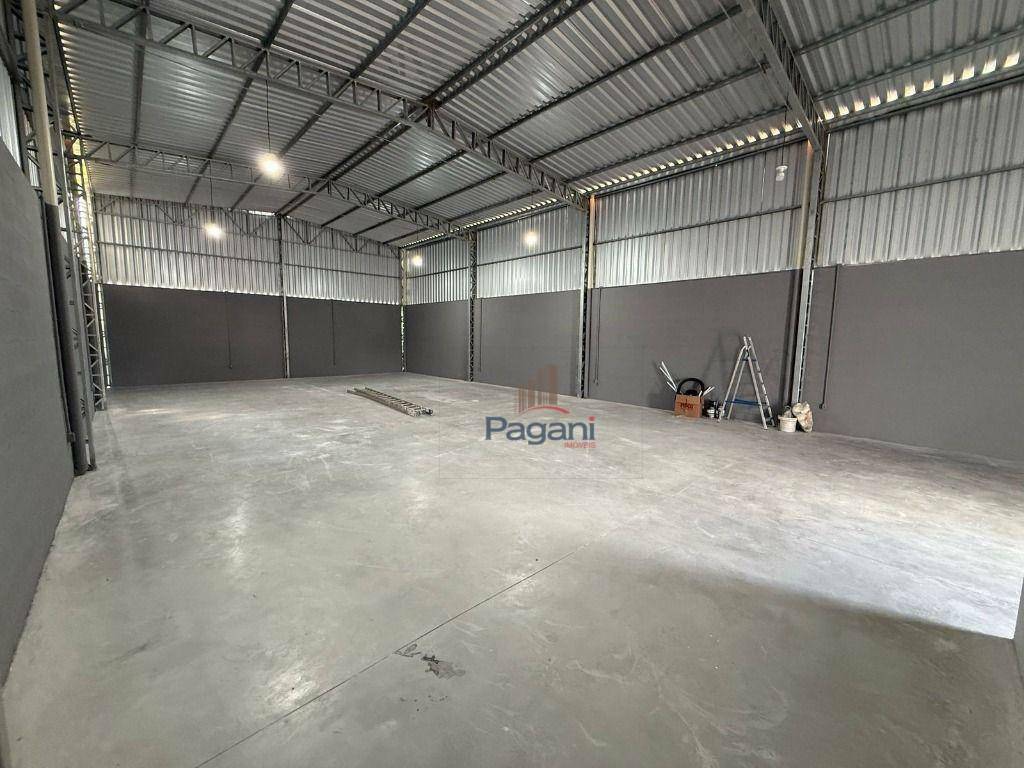 Depósito-Galpão-Armazém para alugar, 200m² - Foto 6