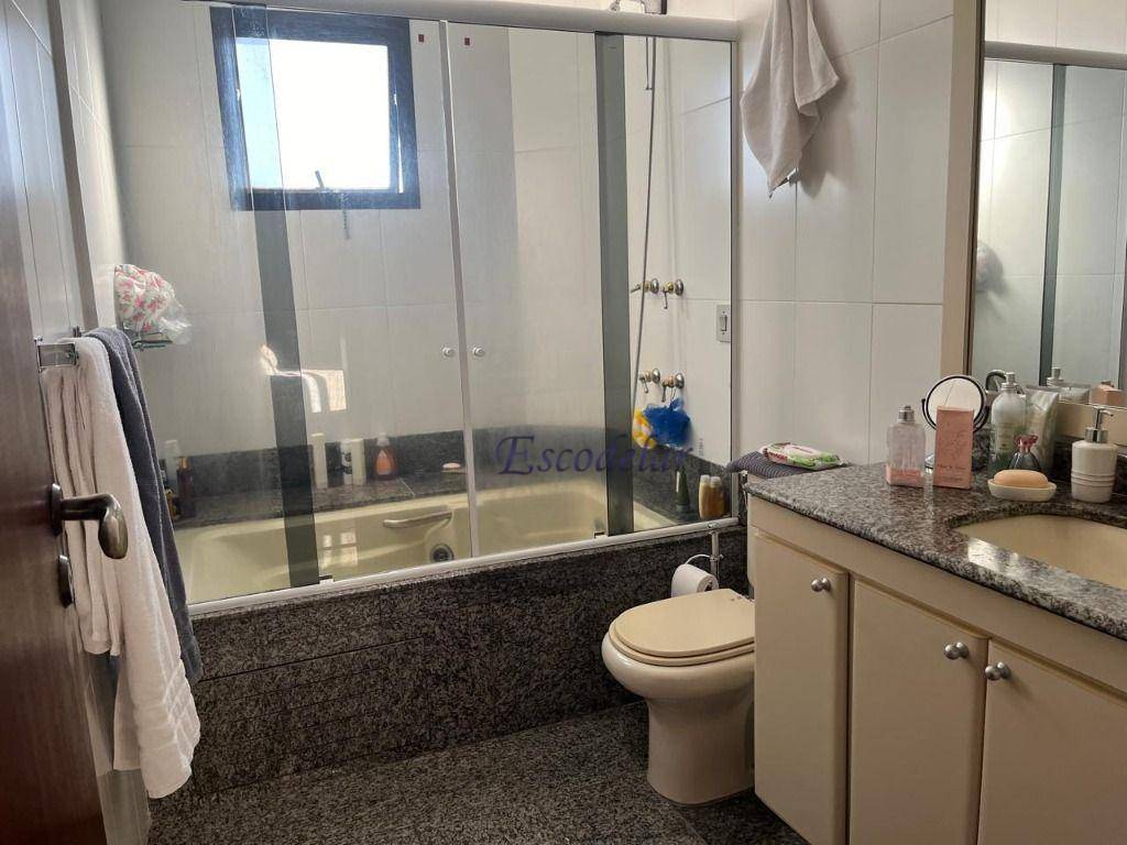 Apartamento à venda com 4 quartos, 201m² - Foto 7