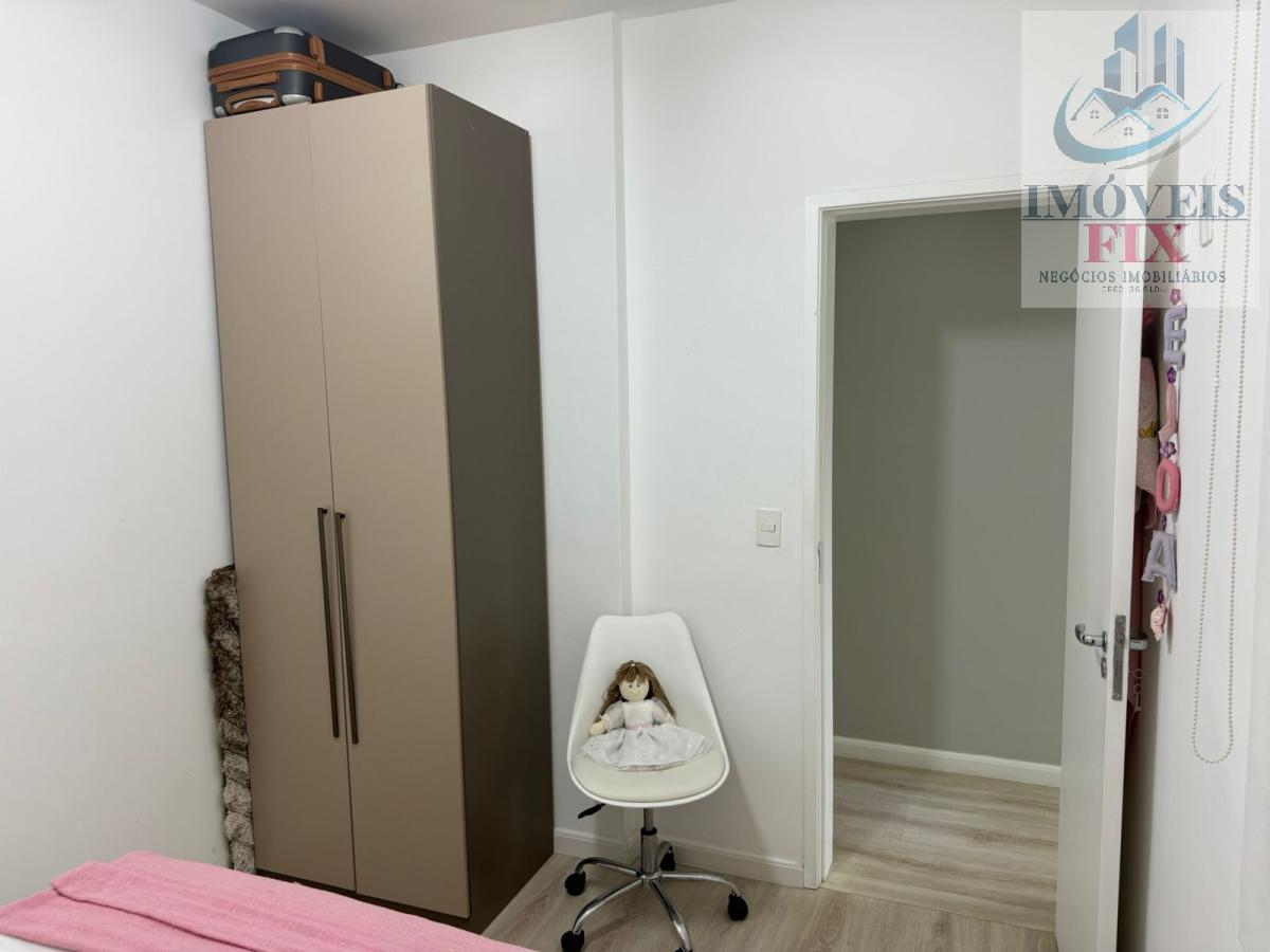 Apartamento à venda com 3 quartos, 111m² - Foto 14