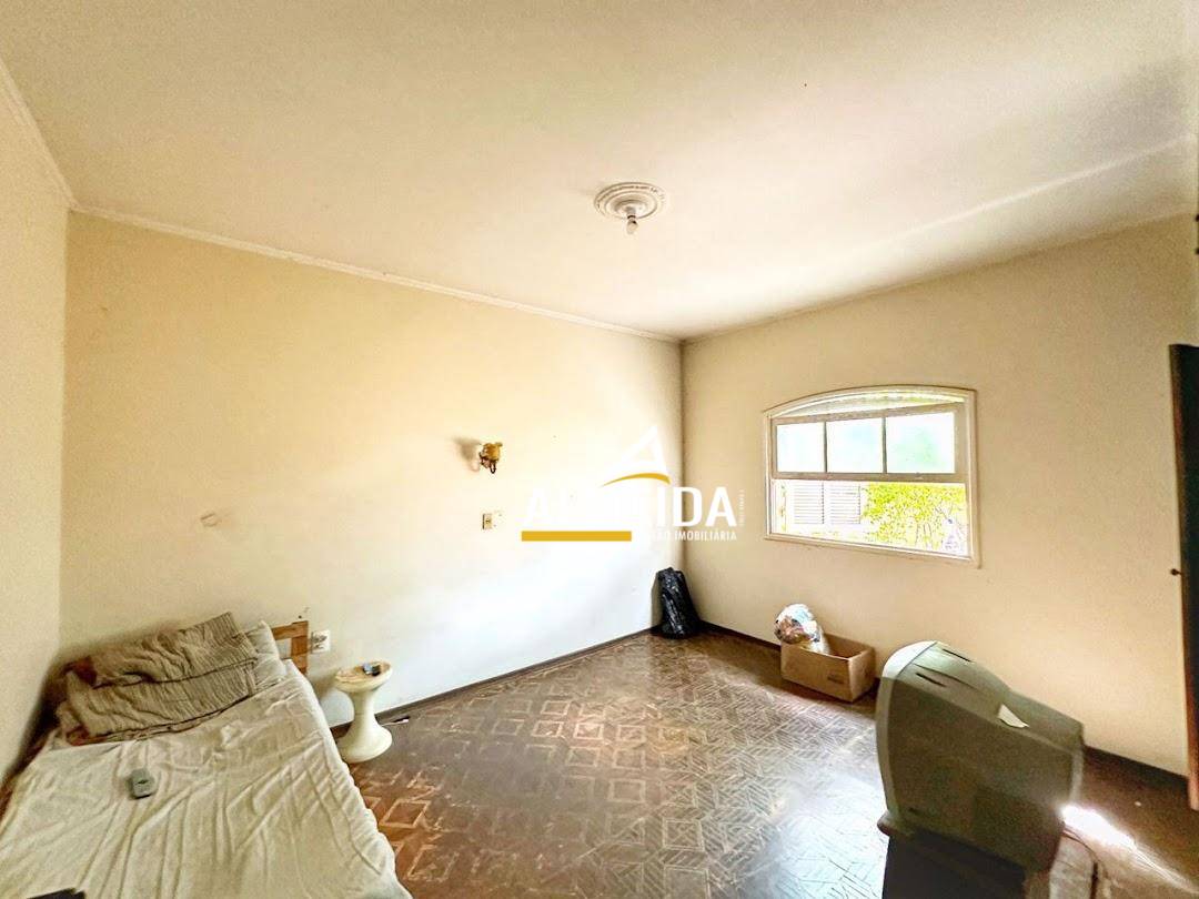 Casa, 3 quartos, 200 m² - Foto 4