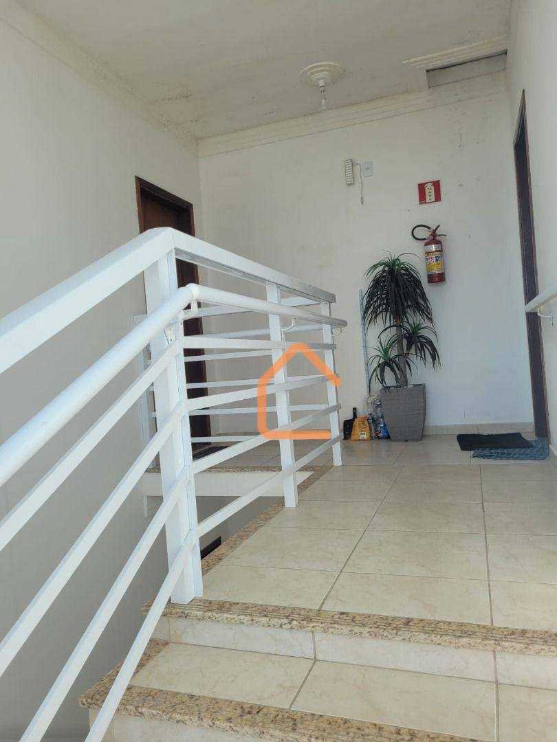 Apartamento à venda com 2 quartos, 75m² - Foto 15