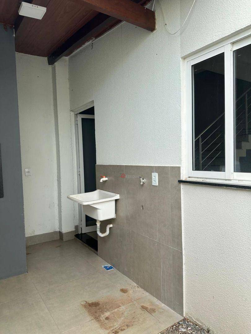 Sobrado para alugar com 2 quartos, 30m² - Foto 5