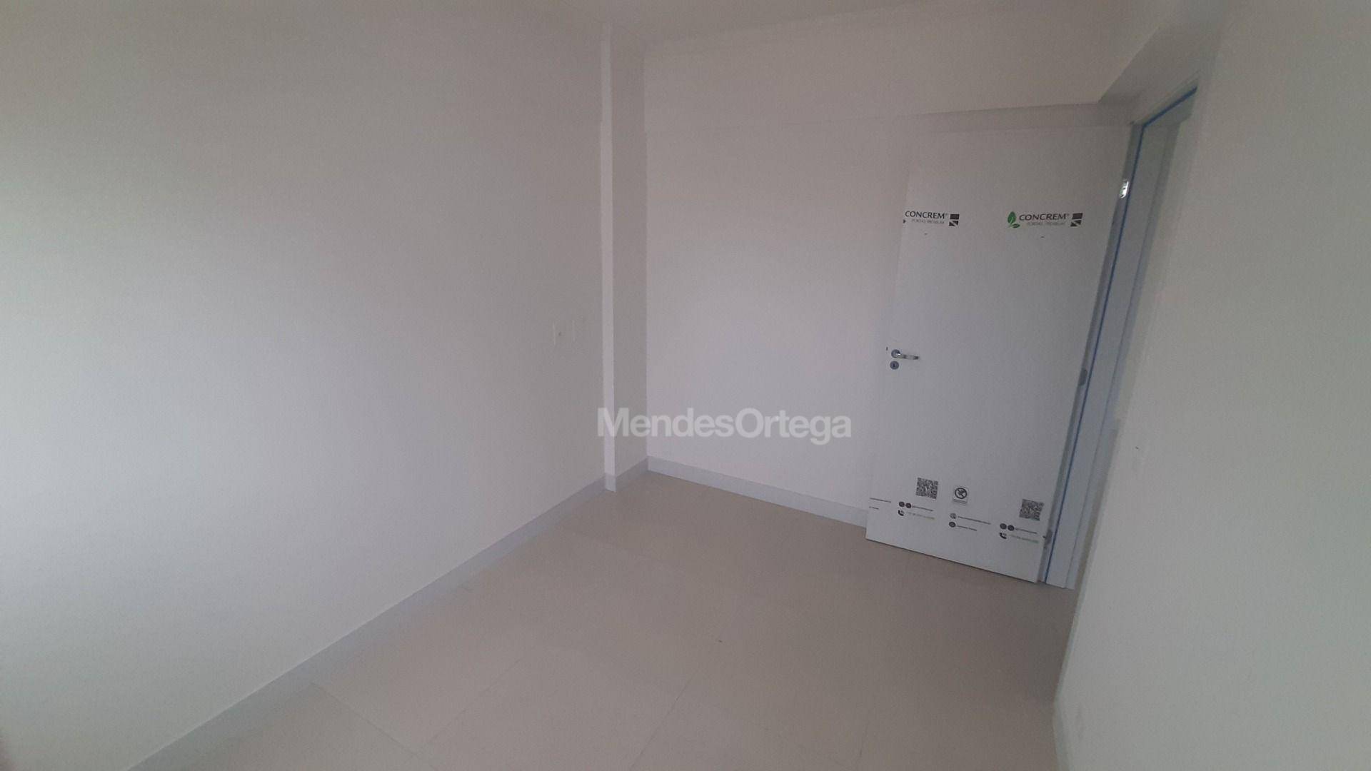 Apartamento à venda com 2 quartos, 128m² - Foto 8