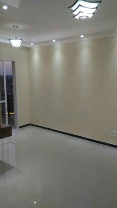 Apartamento à venda com 3 quartos, 71m² - Foto 2