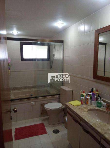 Apartamento à venda com 3 quartos, 199m² - Foto 20