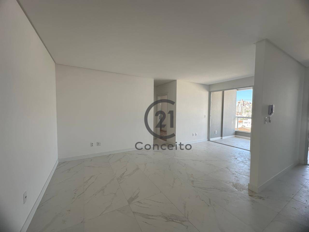 Apartamento à venda com 2 quartos, 75m² - Foto 8