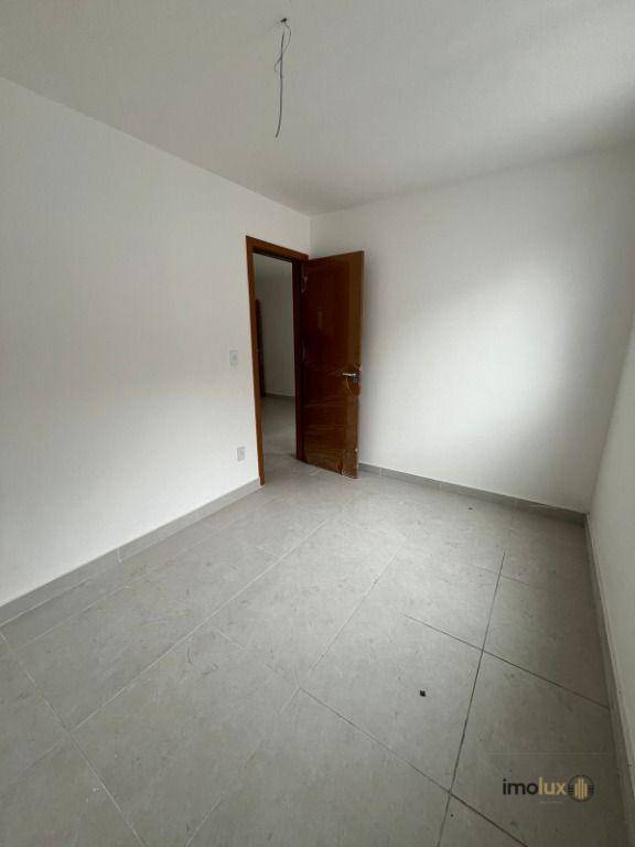 Apartamento à venda com 2 quartos, 1m² - Foto 12